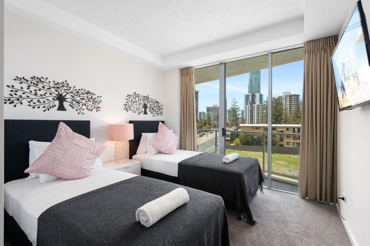 Apartment Wings Resort, And 2 Story Penthouses - We Accommodate *